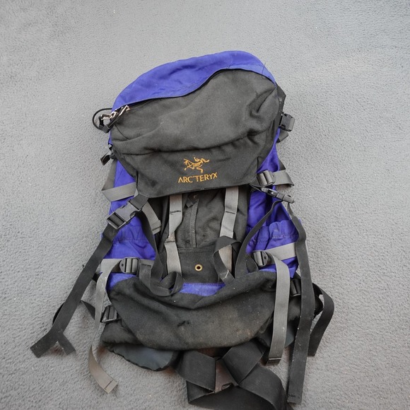 Vintage Arcteryx Bora 40 Backpack Purple Black Hiking Pack Outdoor
